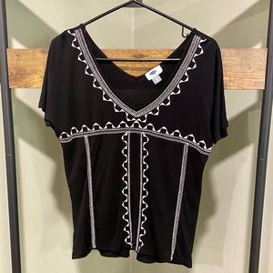Old Navy embroidered boho top XS